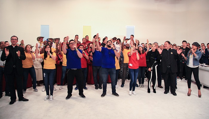 Colombia ya tiene el himno para recibir al Papa Francisco Colombia ya tiene el himno para recibir al Papa Francisco