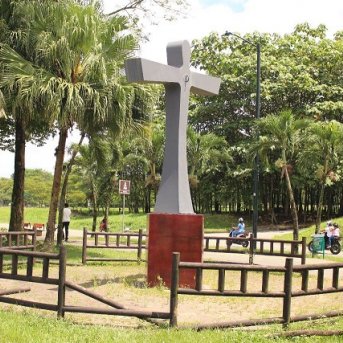 Cruz de la Reconciliación 